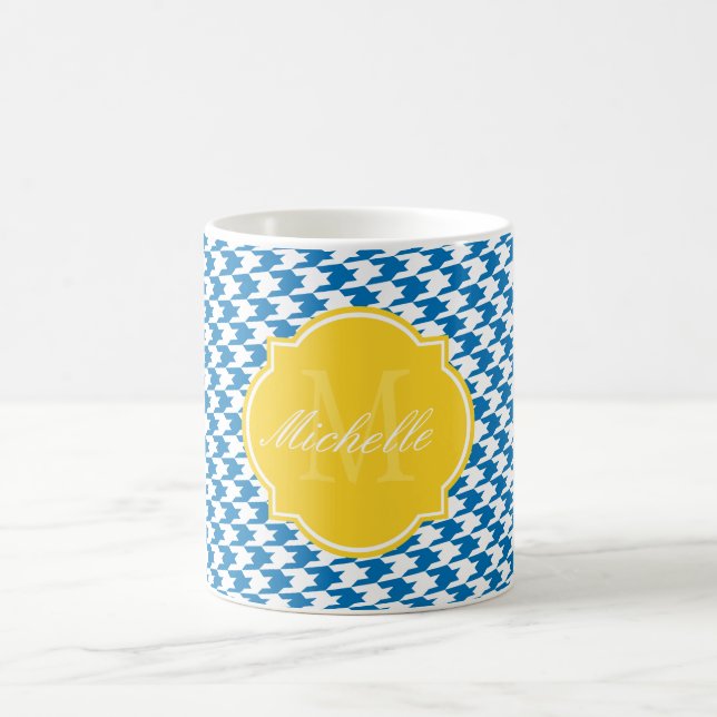 Mug de monogramme bleu éblouissant (Centre)