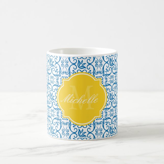 Mug de monogramme bleu éblouissant (Centre)