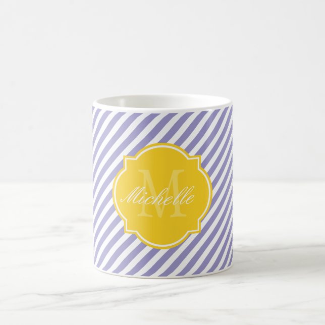 Mug de monogramme de bande de tulipe violette (Centre)