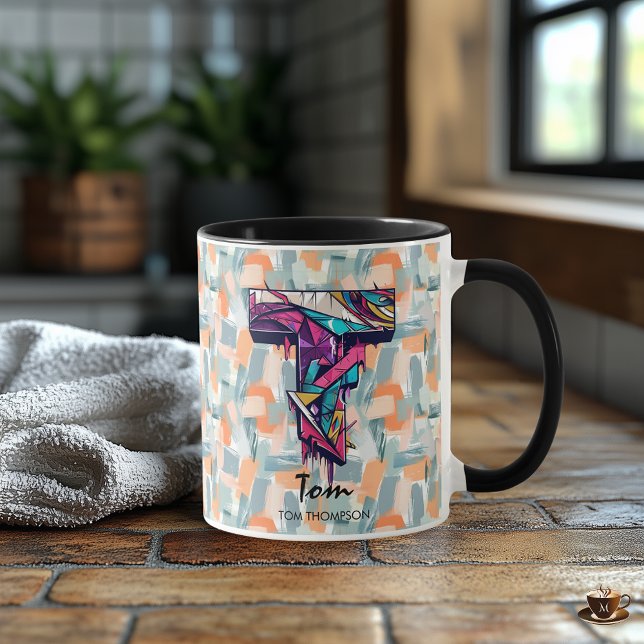 Mug de monogramme géométrique vibre - T pour Tom (Créateur téléchargé)