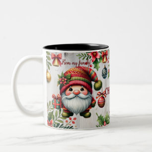Mug de Noël festif avec gnomes, vue saisonnière