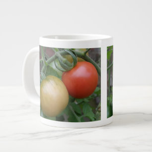 Mug de tomates orange et rouge