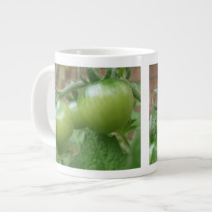 Mug de tomates vertes