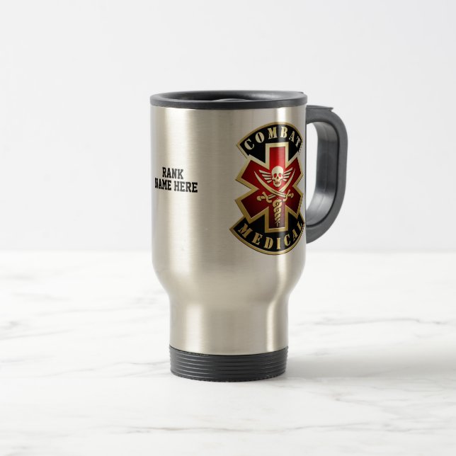 Mug De Voyage Combattre le crâne et les épées Médicales personna (Devant droit)