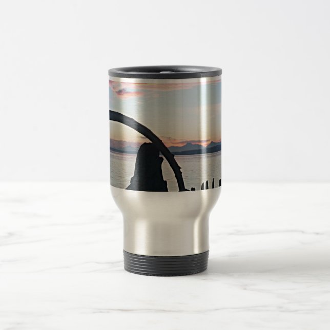 Mug De Voyage Coucher de soleil sur l'arche de bois flotté (Centre)