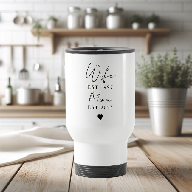 Mug De Voyage Femme Maman EST 2025 | Cadeau personnalisé (Créateur téléchargé)