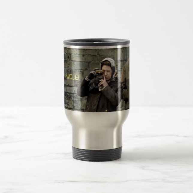 Mug De Voyage HM Queen Elizabeth Camera Souriez ! (Centre)