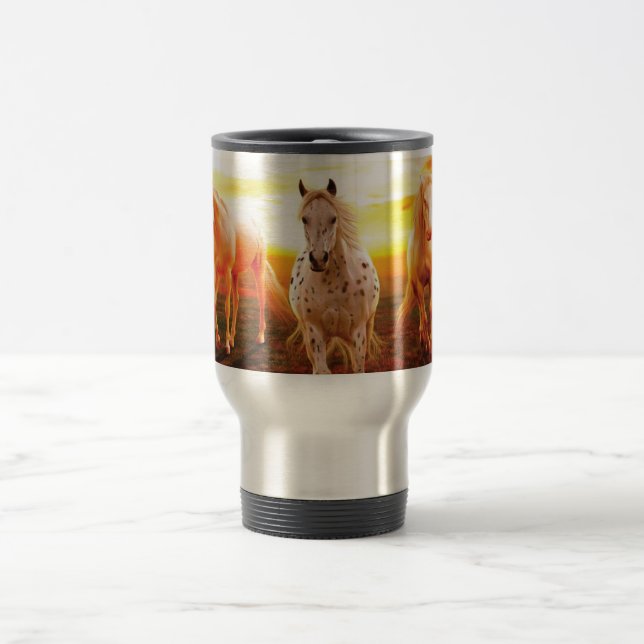 Mug De Voyage Horses at sunset throw pillow (Centre)