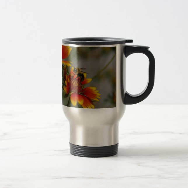 Mug De Voyage La recherche d'abeilles sur une fleur (Droit)