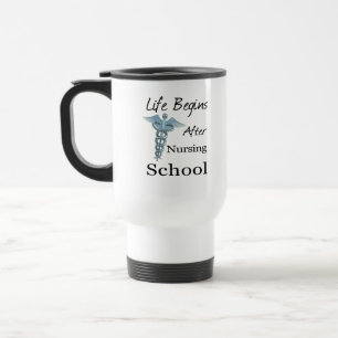 Mug De Voyage La vie commence après l'école de soins infirmier