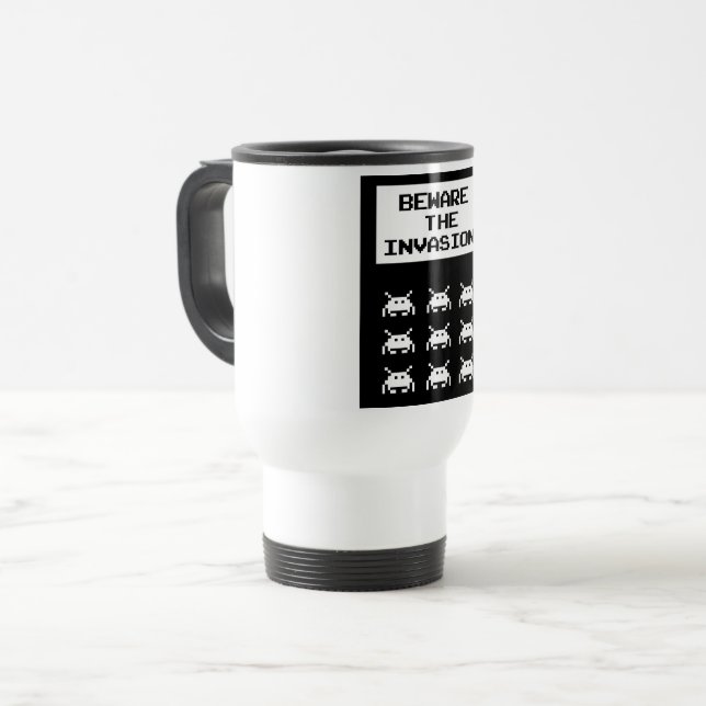 Mug De Voyage Méfiez-vous de l'invasion, conception geek (Devant gauche)