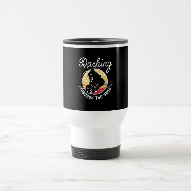 Mug De Voyage Motoneige - Dashing Through The Snow (Centre)