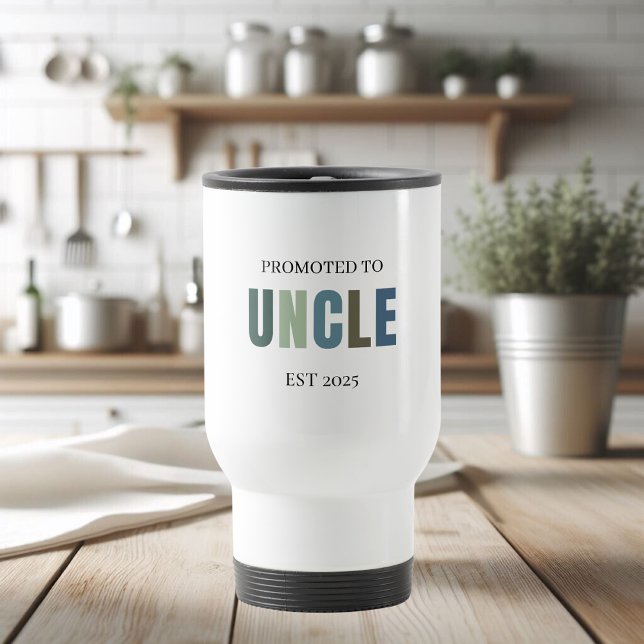 Mug De Voyage Promu à oncle EST 2025 | Cadeau personnalisé (Créateur téléchargé)