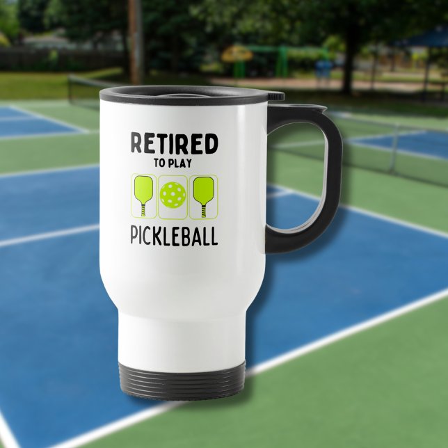 Mug De Voyage Retraité pour jouer Pickleball Paddles et Ball (Créateur téléchargé)
