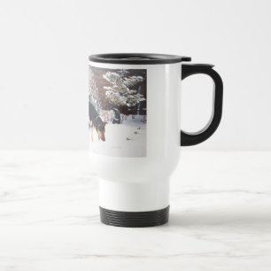 Mug De Voyage Scène de neige d'hiver avec le chien noir et