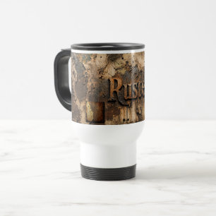 Mug De Voyage Typographie rouillée sur un mur industriel grunge