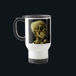 Mug De Voyage Van Gogh Fumer du squelette<br><div class="desc">Mug de voyage mettant en vedette la peinture à l’huile de Vincent van Gogh,  Skull of a Skeleton with Burning Cigarette (1885-86). Un grand cadeau pour les amateurs de post-impressionnisme et d'art hollandais !</div>