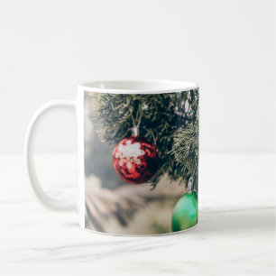 Mug Décor coloré de marbre de Noël sur un arbre. Vi