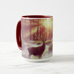Mug Deer mâle dans Misty Woods au lever du soleil Heur