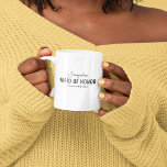 Mug Demande drôle de témoin de mariage avec nom<br><div class="desc">Cadeau drôle de première demoiselle d'honneur avec leur nom,  le titre 'TÉMOIN DE MARIAGE',  et la phrase (la préférée) qui peut être modifiée pour correspondre à la personnalité de votre élue.</div>