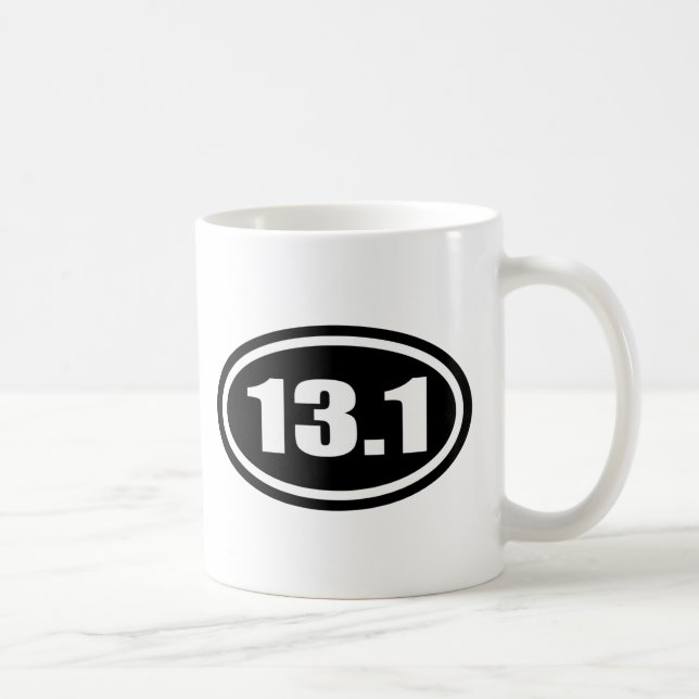 Mug Demi d'ovale de marathon du noir 13,1 (Droite)