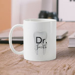 Mug Dentiste Hygiéniste Dental Assistant Dentaire Whit<br><div class="desc">Dentiste Hygiéniste Dental Assistant Dentaire Boules de dents blanches.</div>