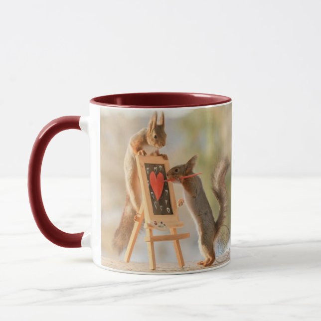 Mug Des écureuils peignent une image (Gauche)