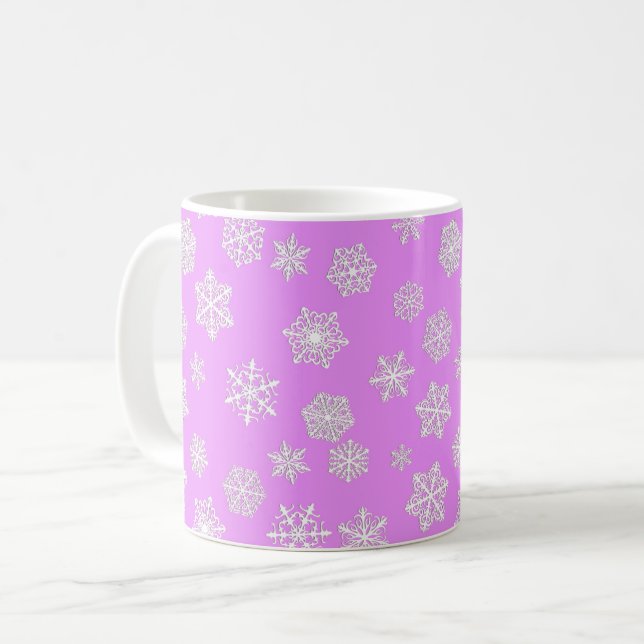 Mug Des flocons blancs sur un arrière - plan d'orchidé (Devant gauche)