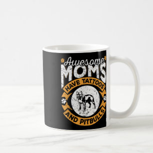Mug Des Moms Impressionnantes Ont Des Tatouages Et Des