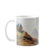 Des vagues spectaculaires encerclent une côte roch