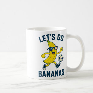Mug Dessin animé de foot drôle de Nana donnant des cou