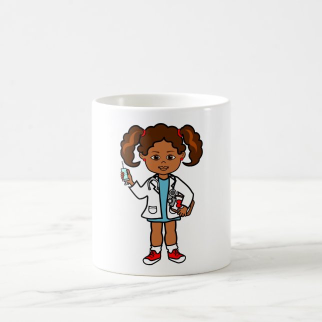 Mug Dessin de docteur de fille avec l'aiguille et le (Centre)