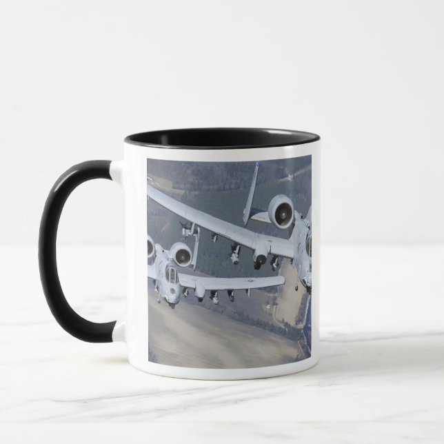 Mug Deux avions A-10C Thunderbolt II volent au format (Gauche)