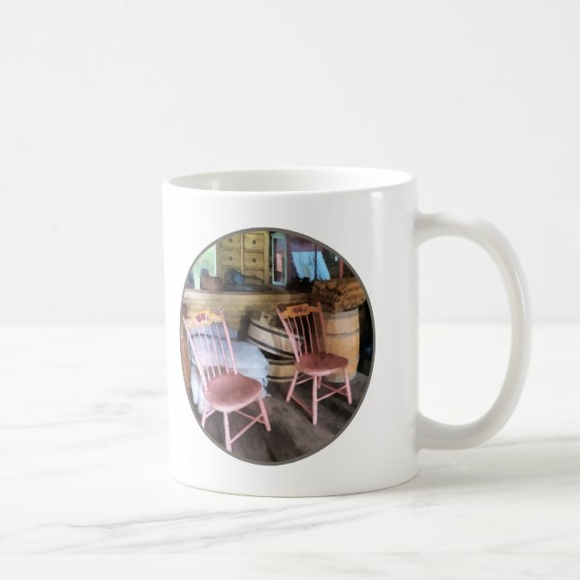 Mug Deux chaises roses dans le magasin général (Droite)