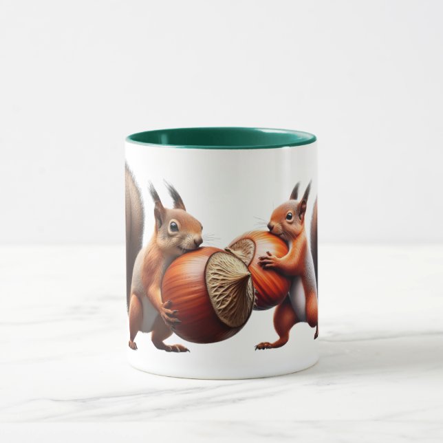 Mug Deux écureuils se croisent avec leurs noisettes. (Centre)