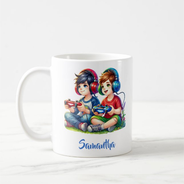 Mug Deux petits garçons jouant au jeu vidéo avec des é (Gauche)