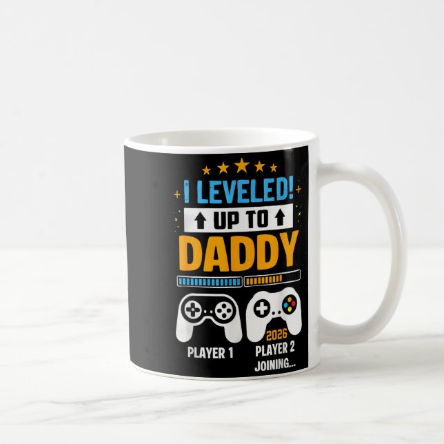 Mug Devenir papa 2026 promu niveau supérieur à (Droite)