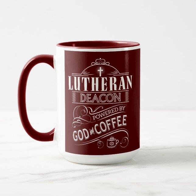 Mug Diacre luthérien, actionné par Dieu et le café (Gauche)