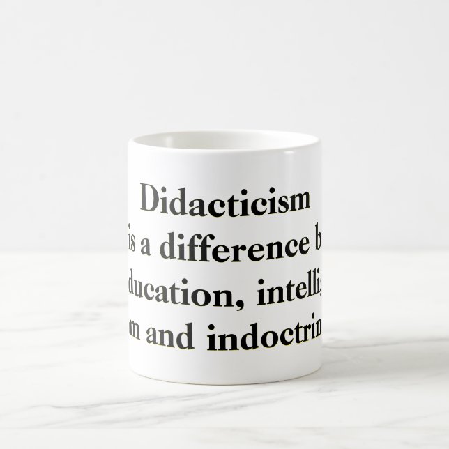 Mug Didacticisme il y a une différence entre le vrai   (Centre)