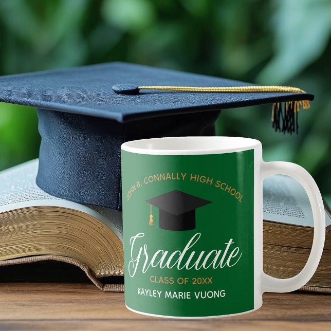 Mug Diplômé Vert Cérémonie de Remise des Diplômes Pers (Créateur téléchargé)