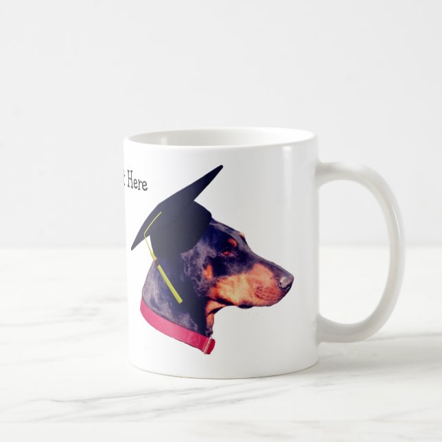 Mug Doberman En Diplôme Cap Cute Personnalisé (Droite)