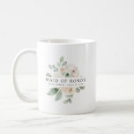 Mug Domestique de rose blanc d'honneur florale<br><div class="desc">Caractéristiques de conception florales blanches chics et élégantes la domestique de titre de l'honneur et de 1 ligne de texte personnalisé ci-dessous. Tout les texte peut être édité, la couleur, la police et la taille être changé. Faites un pour chacune de la partie nuptiale. Elle semblera grande en vos photos...</div>