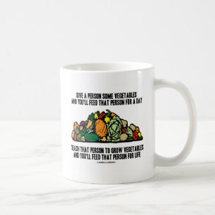 Mug Donnez les légumes que la personne d'alimentation