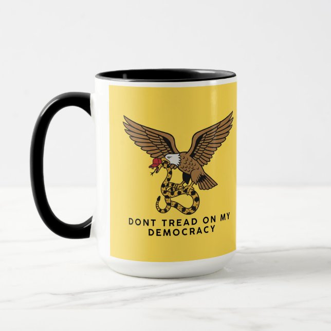 Mug Don't tread on my democracy cup (Gauche)