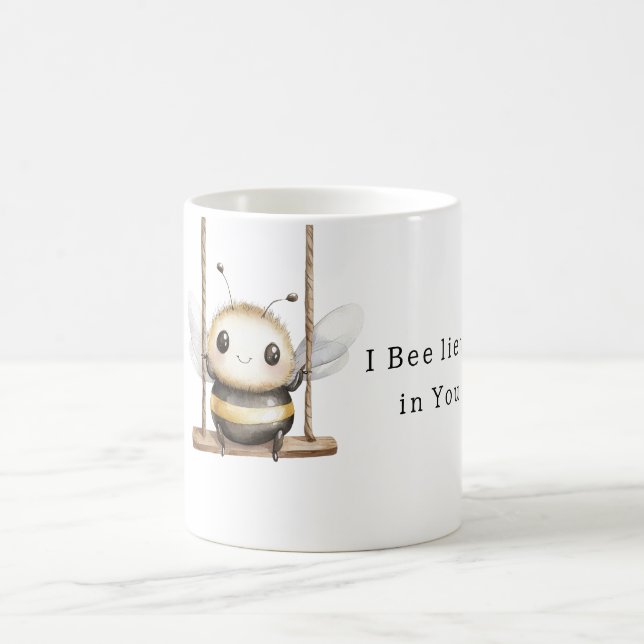 Mug Douce Abeille Mignonne sur Balançoire (Centre)