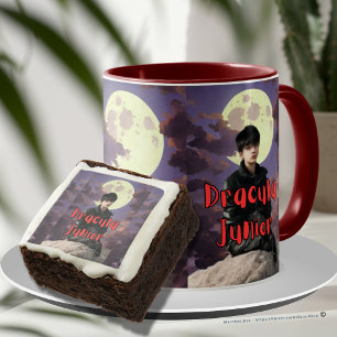 MUG - Dracula Jr conçu par la poète Adiela Akoo