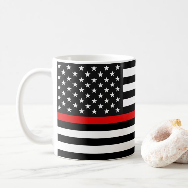 Mug Drapeau américain de la ligne rouge mince (Avec donut)