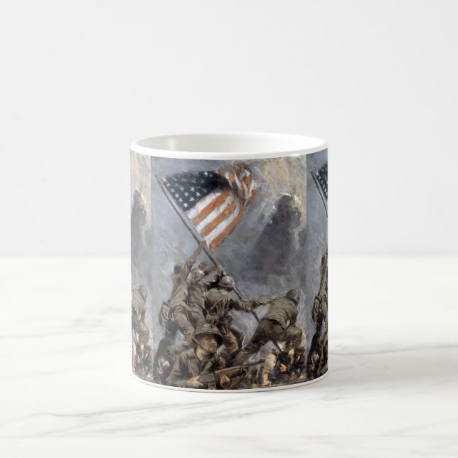 Mug Drapeau sur le Mont Suribachi, Iwo Jima, 1945 (Centre)