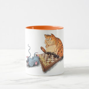 Mug drôle avec chat et souris jouer aux échecs
