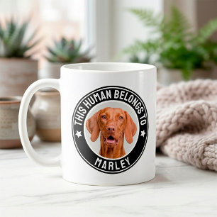 Mug Drôle Cette personne appartient à un animal famili